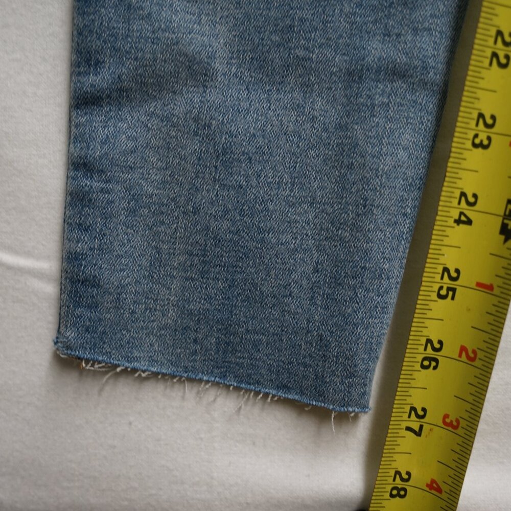 Women's Mid Rise Skinny Jeans, Light Wash, Size 2 - Picture 8 of 11